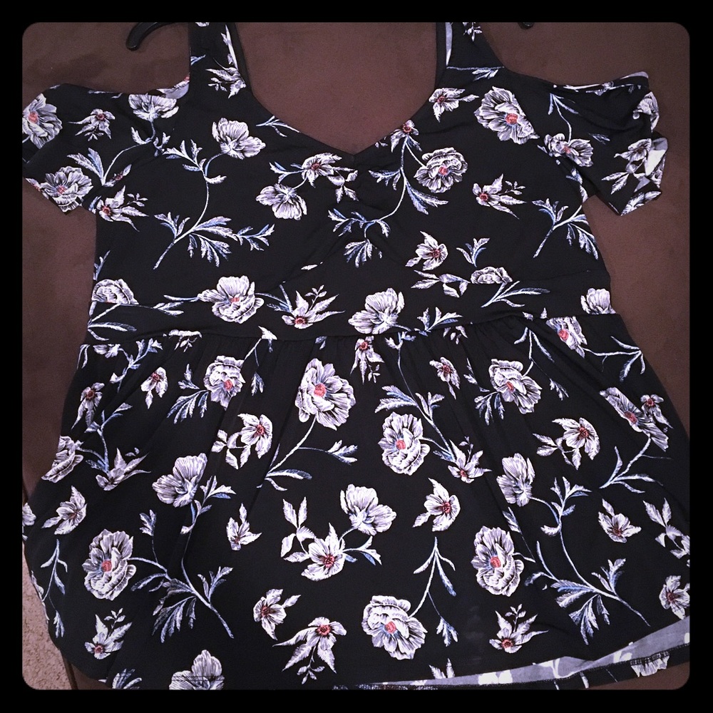 Cold Shoulder Babydoll Top
